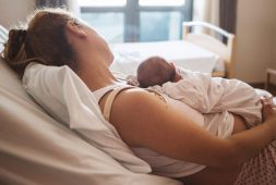 Sử dụng yến sào cho phụ nữ sau sinh có tốt không?