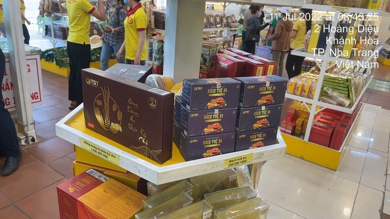 Khách hàng có thể dễ dàng mua các sản phẩm của Đông trùng hạ thảo Vietfarm tại Hệ thống Đặc sản Hương Đà