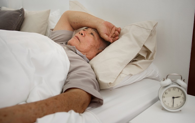 Mất ngủ mãn tính thường gặp ở những người lớn tuổi